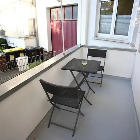 Frisch Sanierte 2 Raum Suedstadt